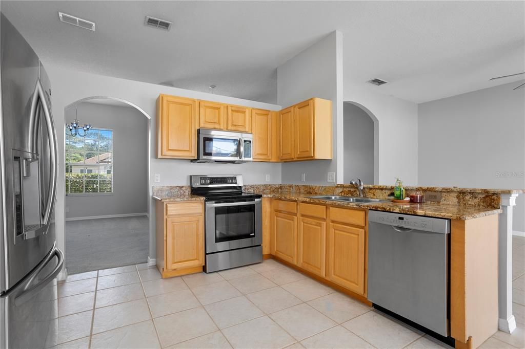 Active With Contract: $479,900 (3 beds, 2 baths, 1838 Square Feet)