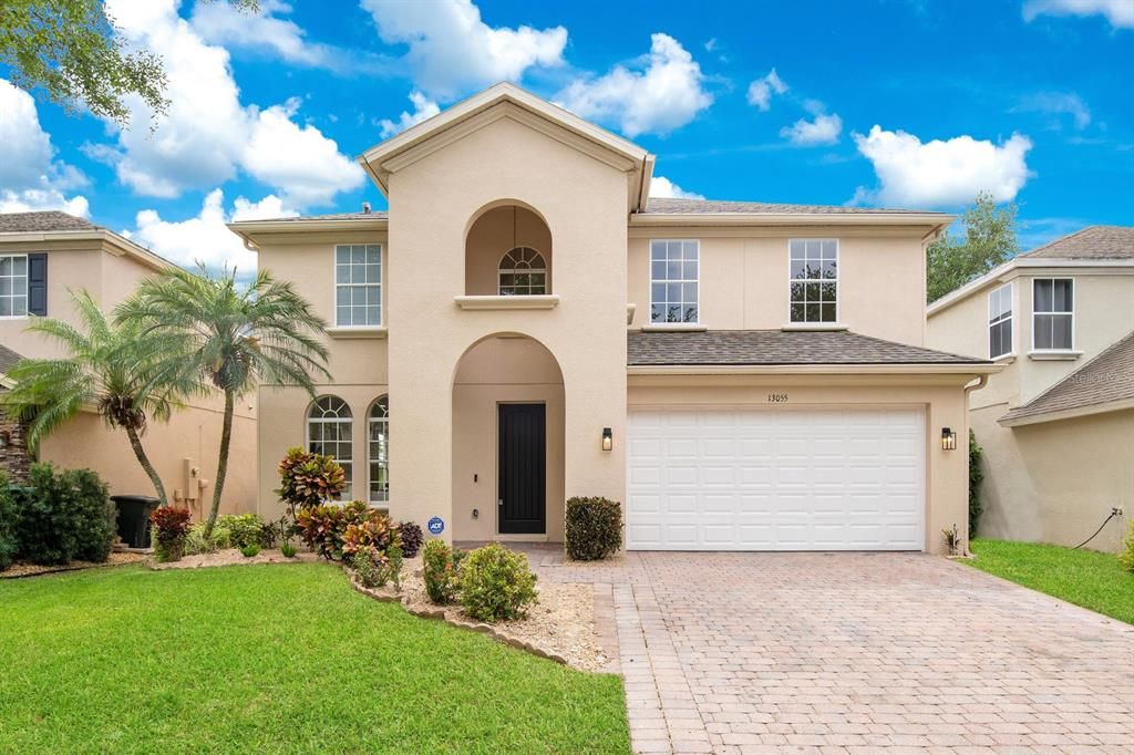 For Sale: $869,900 (4 beds, 2 baths, 2935 Square Feet)