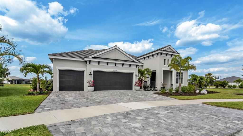 Active With Contract: $1,425,000 (4 beds, 3 baths, 3304 Square Feet)