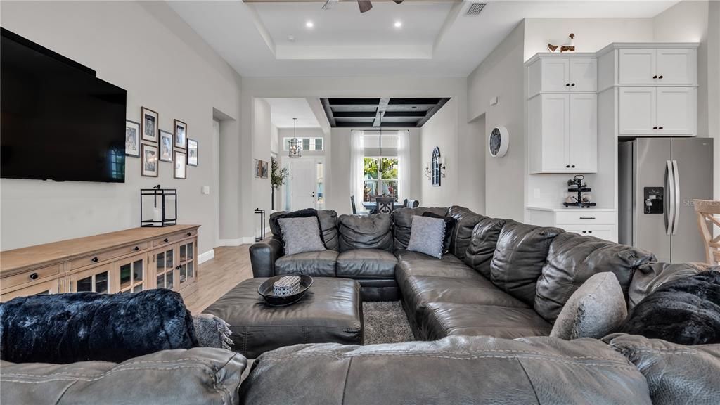 Active With Contract: $1,425,000 (4 beds, 3 baths, 3304 Square Feet)