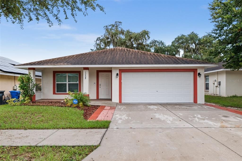 For Sale: $339,900 (4 beds, 2 baths, 1619 Square Feet)