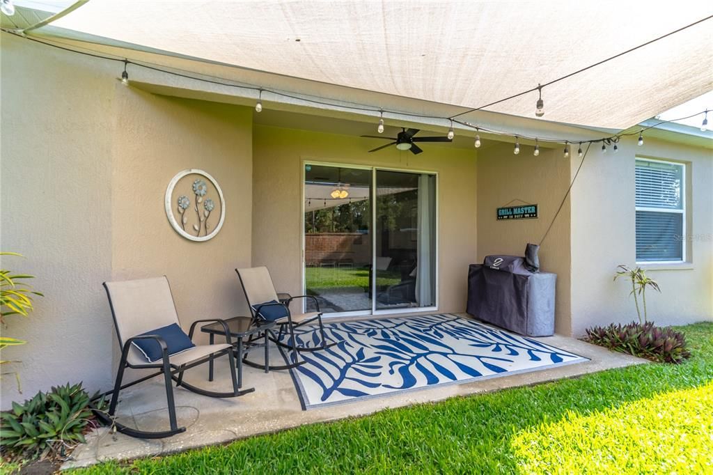 Active With Contract: $425,000 (3 beds, 2 baths, 1877 Square Feet)