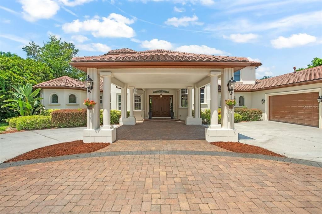 For Sale: $1,895,000 (5 beds, 6 baths, 5478 Square Feet)