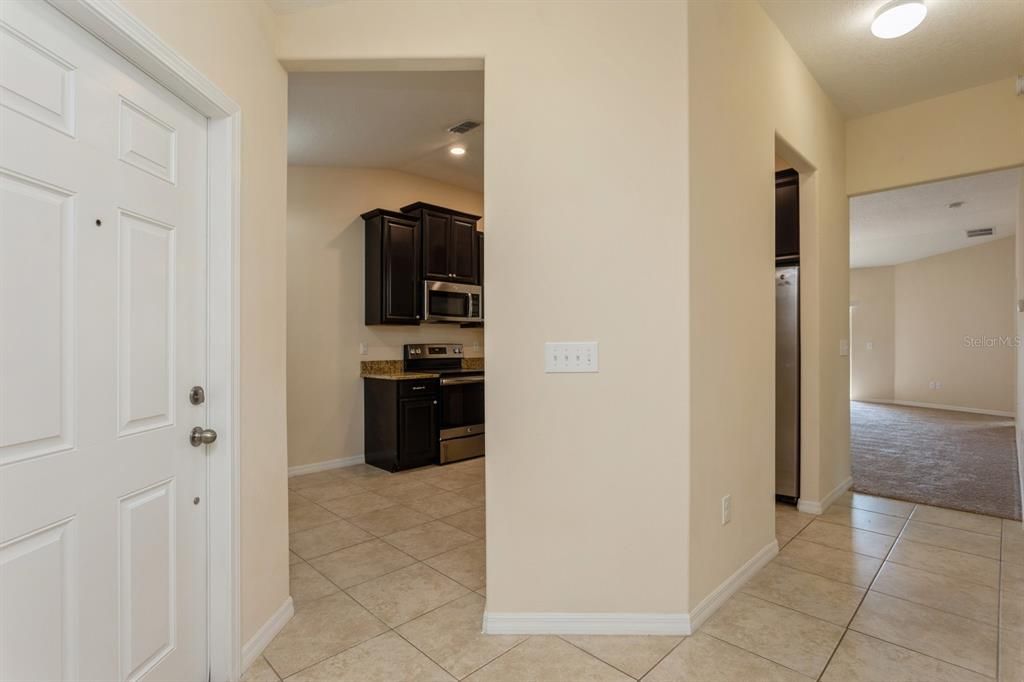 For Sale: $270,000 (3 beds, 2 baths, 1337 Square Feet)