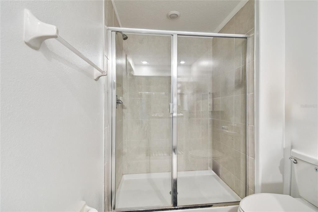待售: $305,000 (3 贝兹, 2 浴室, 1666 平方英尺)
