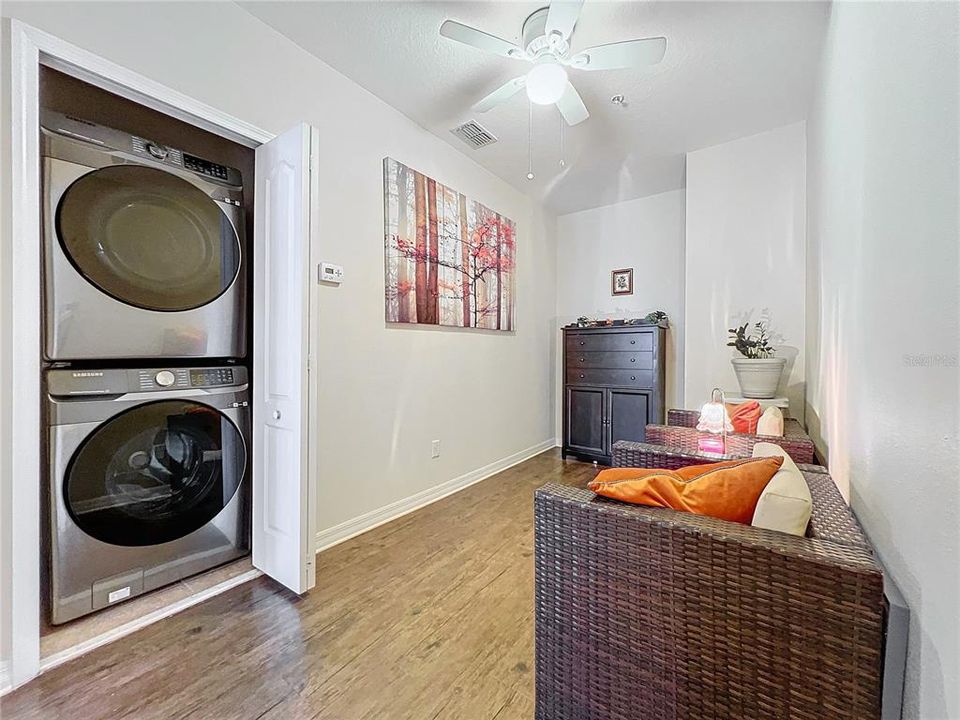 3rd Level- New Washer and Dryer Included