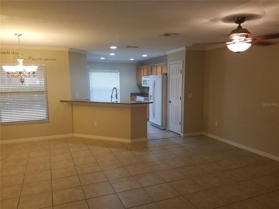 For Rent: $1,950 (3 beds, 2 baths, 1473 Square Feet)