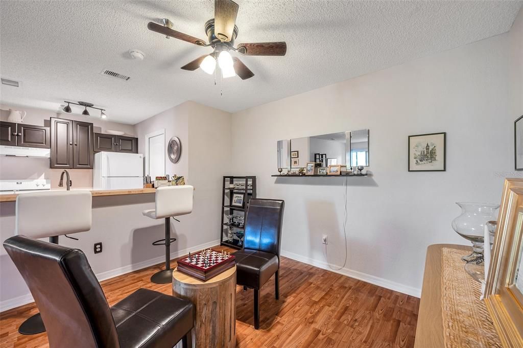 For Sale: $198,500 (1 beds, 1 baths, 753 Square Feet)