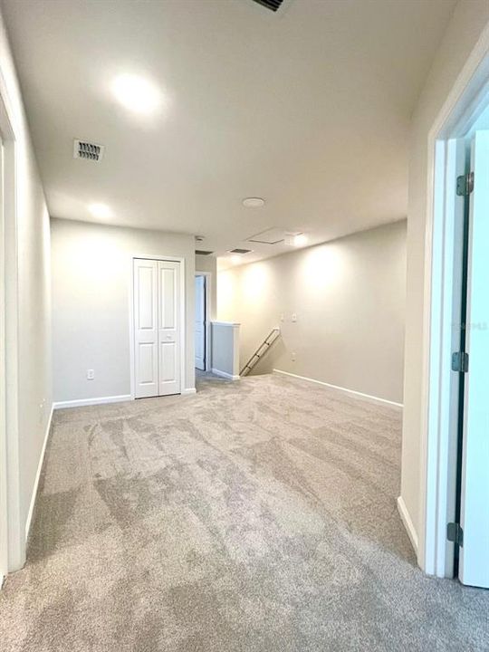 For Rent: $2,300 (3 beds, 2 baths, 1568 Square Feet)