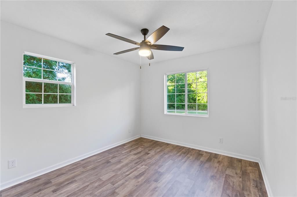 Active With Contract: $205,000 (4 beds, 2 baths, 1444 Square Feet)