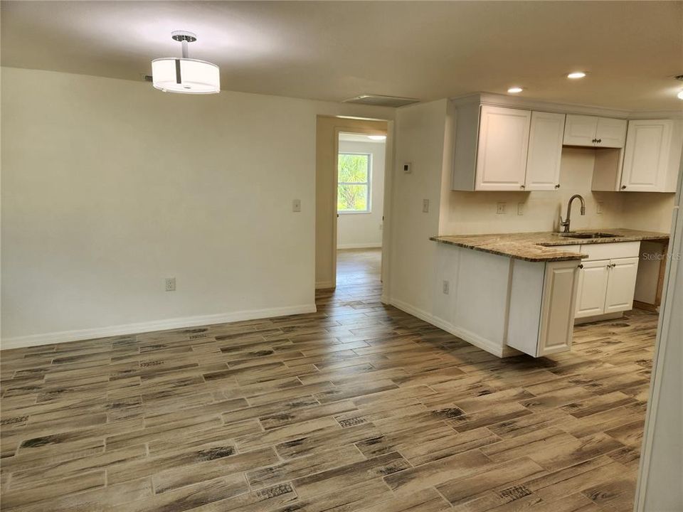 For Sale: $449,000 (3 beds, 2 baths, 1327 Square Feet)