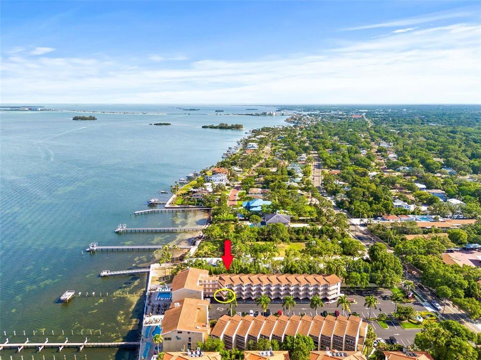 Short walk to the pool deck and amazing Gulf of Mexico views. Enjoy access to the marina and community boat slip.