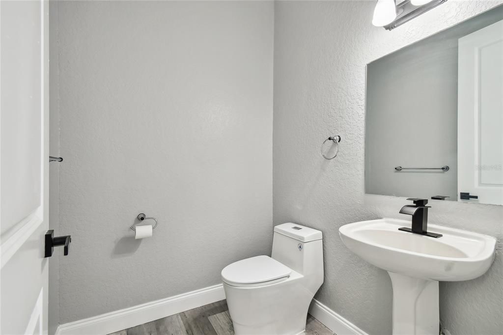 最近租的: $4,995 (4 贝兹, 3 浴室, 3578 平方英尺)