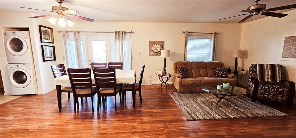For Rent: $2,400 (2 beds, 2 baths, 1018 Square Feet)