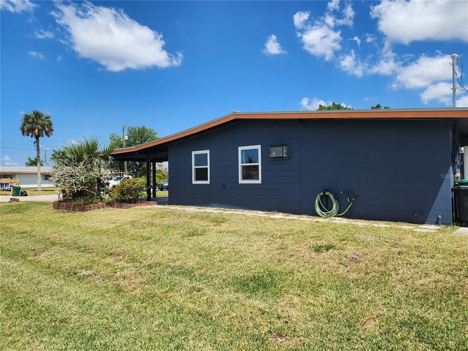 For Sale: $364,000 (4 beds, 2 baths, 1464 Square Feet)