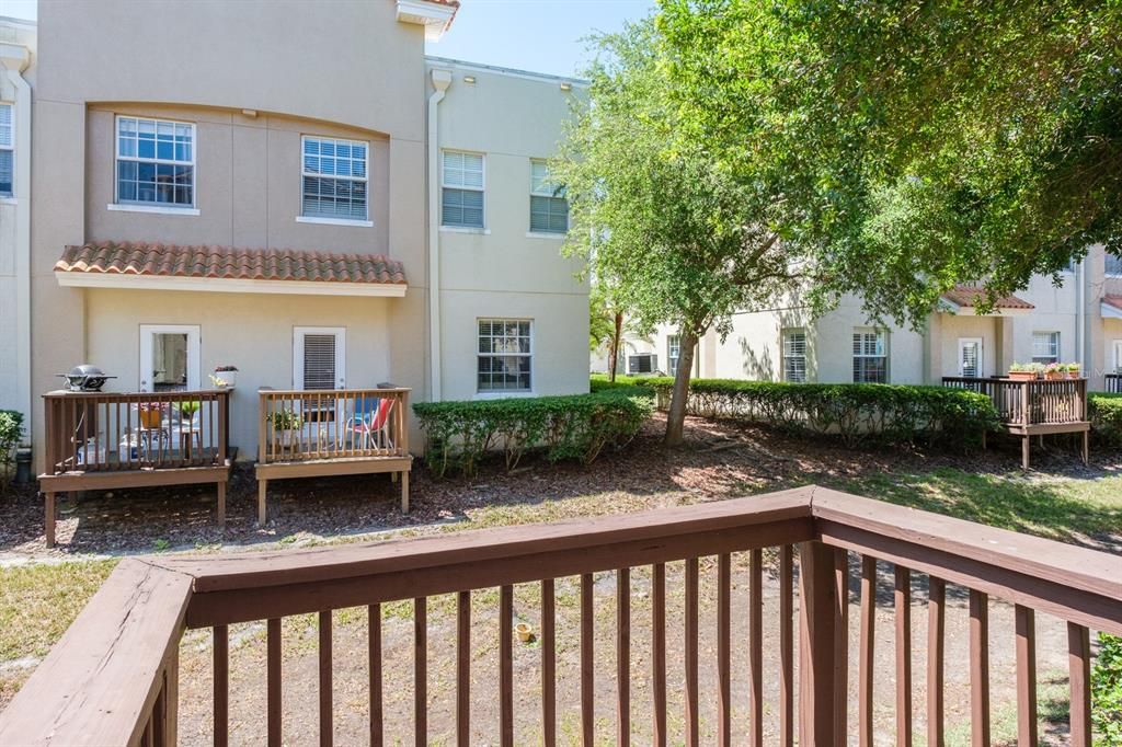 Active With Contract: $339,900 (3 beds, 2 baths, 1445 Square Feet)