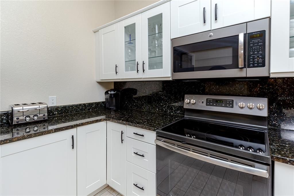 For Rent: $4,500 (3 beds, 2 baths, 1576 Square Feet)