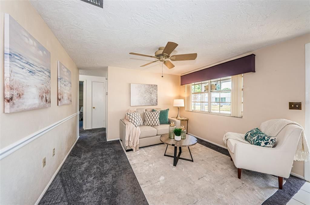 Active With Contract: $350,000 (3 beds, 2 baths, 1336 Square Feet)