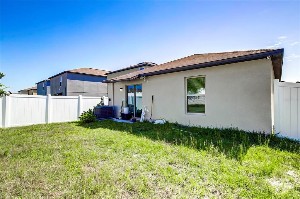 For Sale: $334,900 (3 beds, 2 baths, 1432 Square Feet)