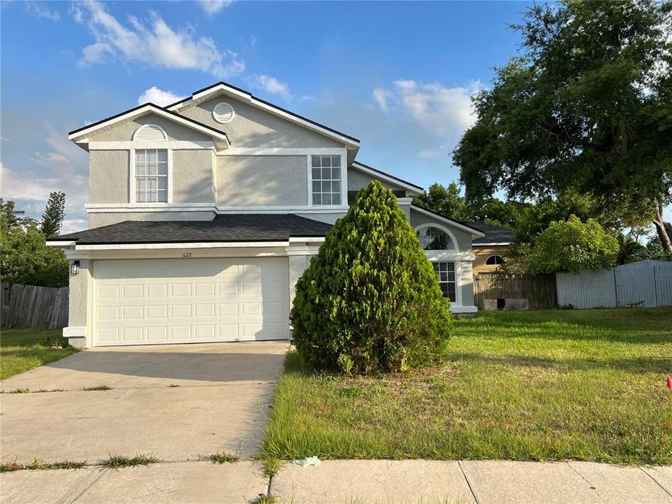For Sale: $429,900 (4 beds, 2 baths, 1781 Square Feet)