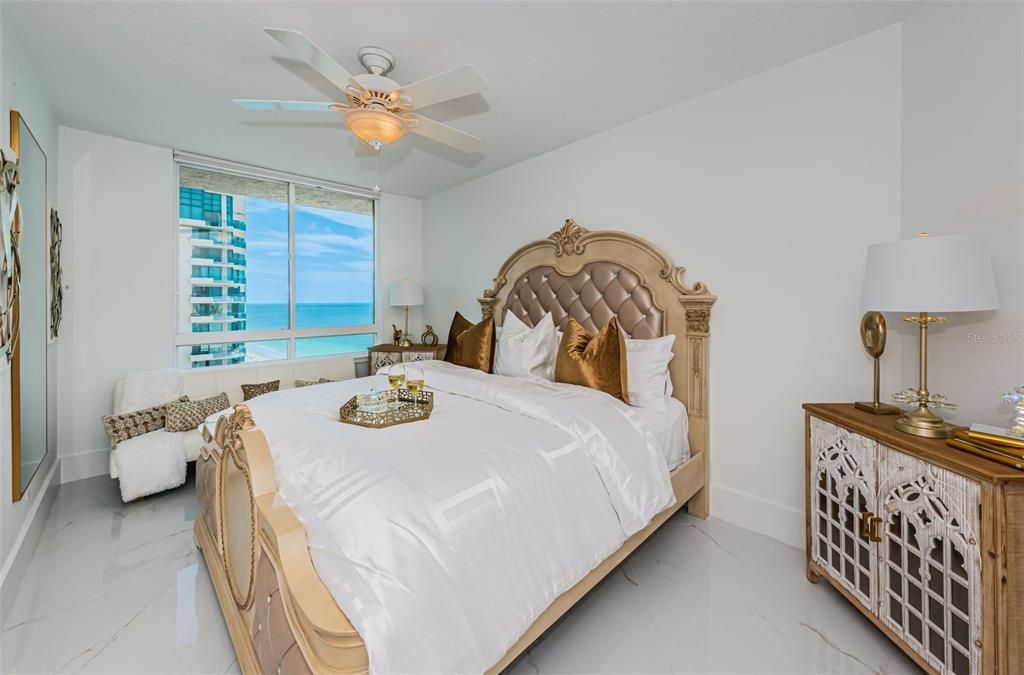 3rd Bedroom, Light & Bright with  Seascape Views!