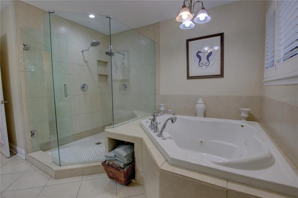 待售: $619,900 (3 贝兹, 2 浴室, 2152 平方英尺)