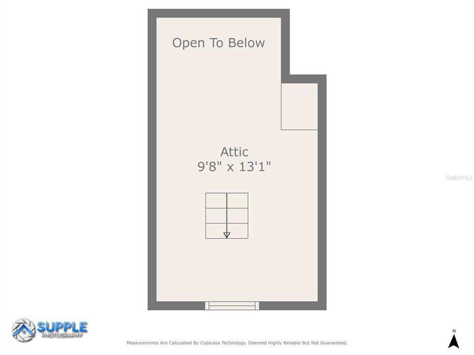 For Sale: $427,000 (2 beds, 1 baths, 887 Square Feet)