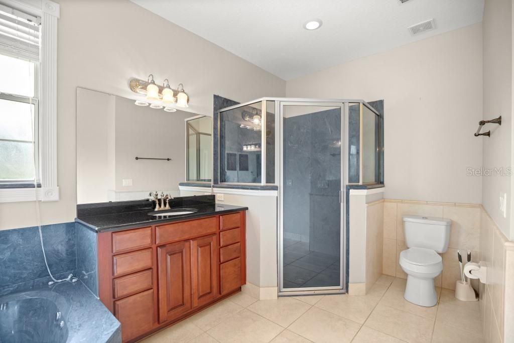 For Sale: $689,000 (3 beds, 2 baths, 2257 Square Feet)