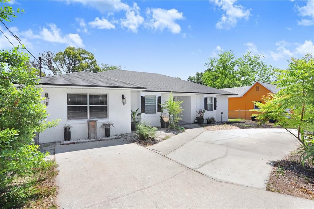 For Sale: $279,000 (4 beds, 2 baths, 1791 Square Feet)