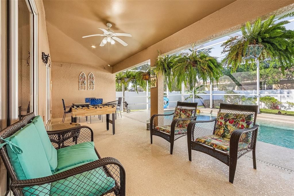 Active With Contract: $2,750 (3 beds, 2 baths, 1631 Square Feet)