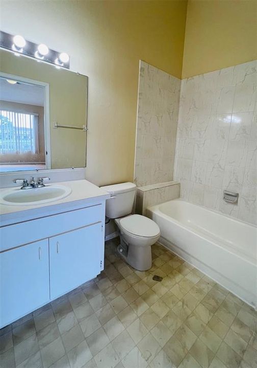 最近租的: $1,900 (2 贝兹, 2 浴室, 1184 平方英尺)