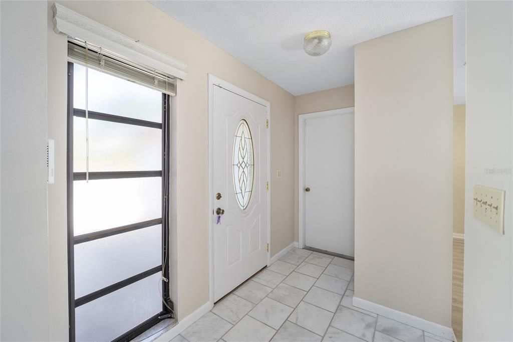 For Sale: $320,000 (3 beds, 2 baths, 1650 Square Feet)