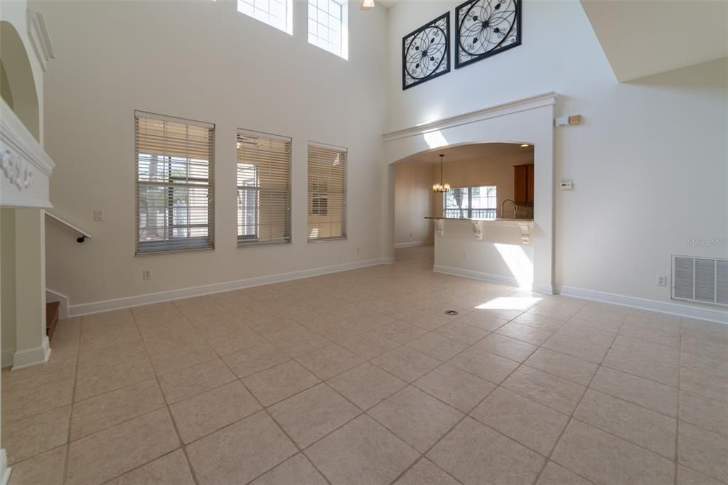 Active With Contract: $2,750 (4 beds, 3 baths, 3010 Square Feet)