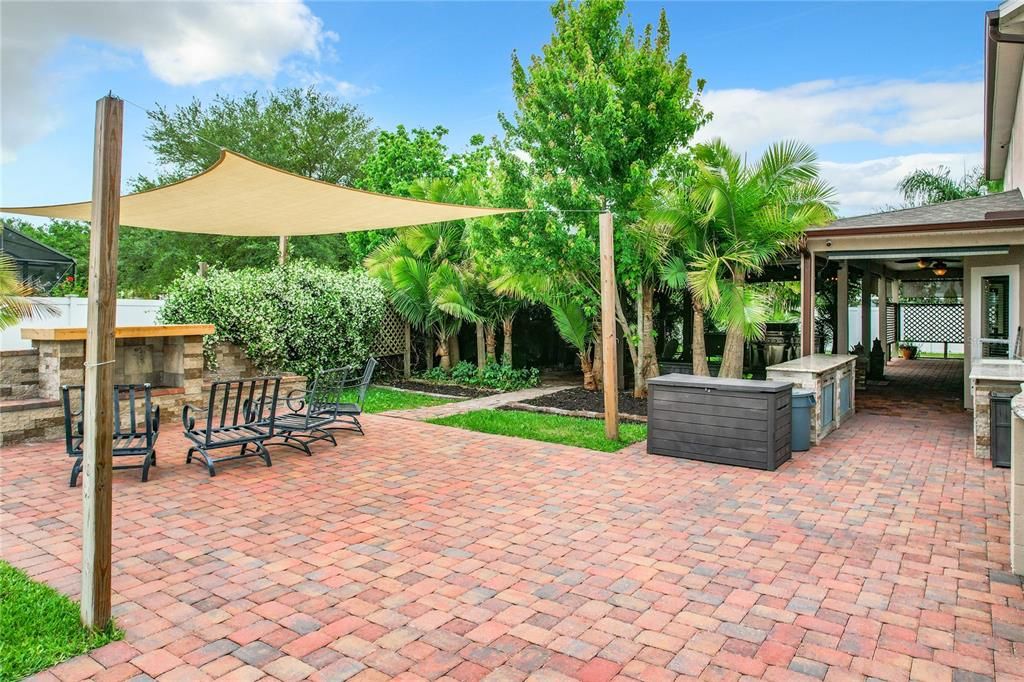 Active With Contract: $660,000 (4 beds, 3 baths, 3310 Square Feet)