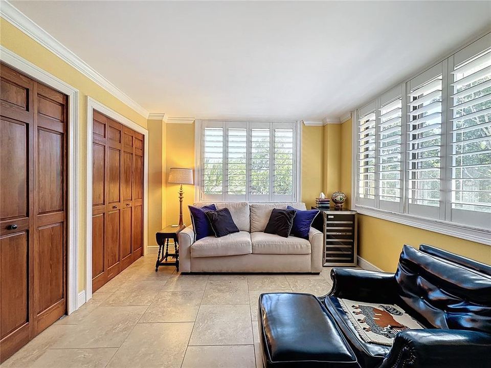 For Sale: $474,900 (2 beds, 2 baths, 1591 Square Feet)