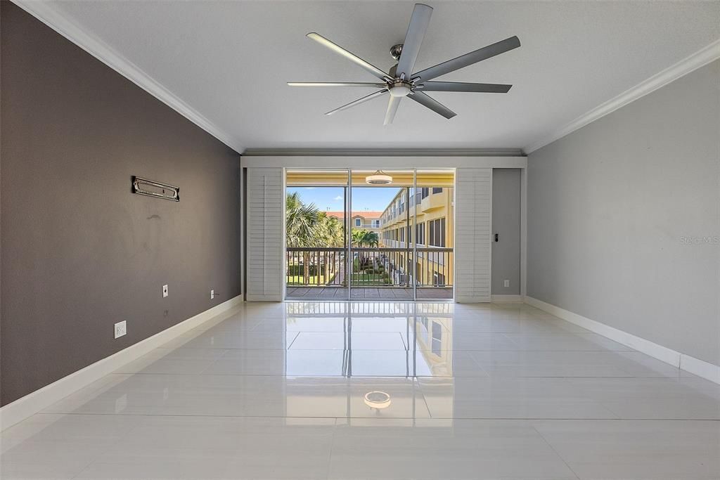 Active With Contract: $625,000 (3 beds, 3 baths, 2236 Square Feet)