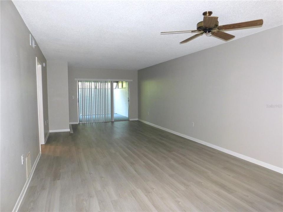 For Rent: $1,700 (2 beds, 2 baths, 980 Square Feet)