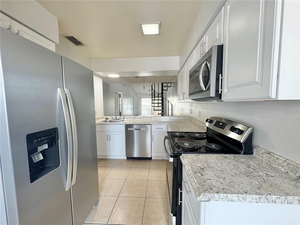 For Rent: $1,500 (2 beds, 2 baths, 1252 Square Feet)