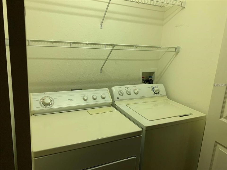 For Rent: $2,050 (2 beds, 2 baths, 1692 Square Feet)