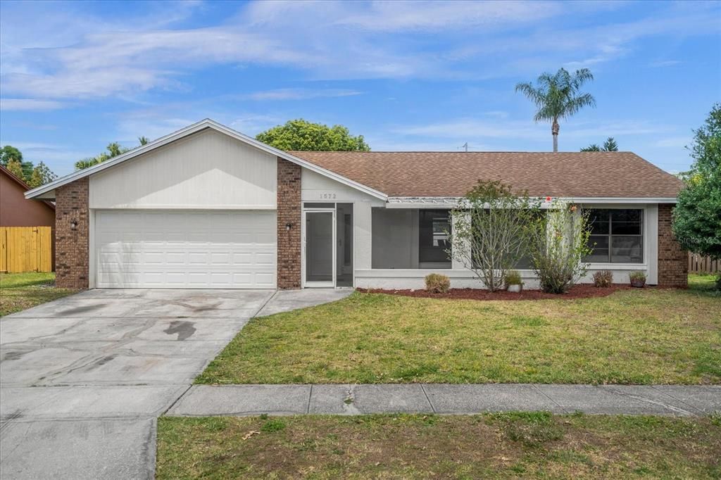 Active With Contract: $449,900 (4 beds, 2 baths, 1753 Square Feet)