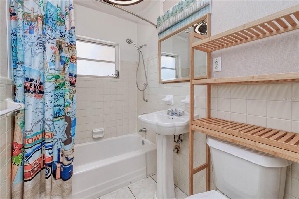 待售: $400,000 (3 贝兹, 2 浴室, 1456 平方英尺)