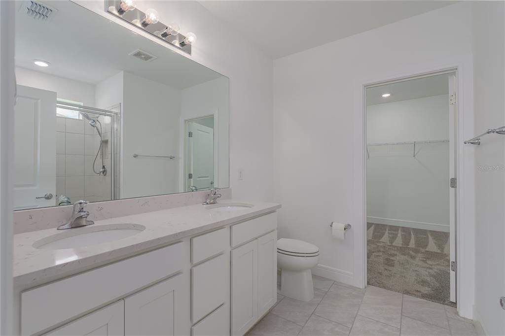 Active With Contract: $2,750 (3 beds, 2 baths, 1661 Square Feet)