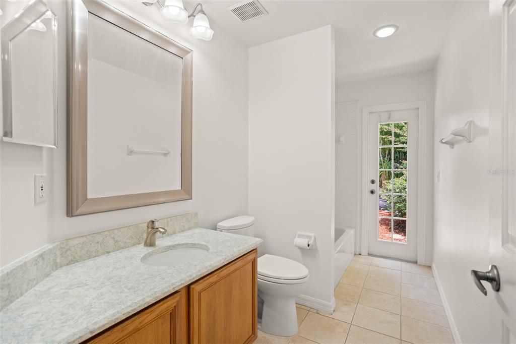 Active With Contract: $415,000 (4 beds, 2 baths, 1906 Square Feet)