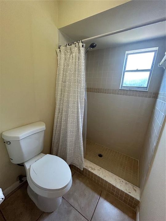 出租: $2,590 (3 贝兹, 2 浴室, 1584 平方英尺)