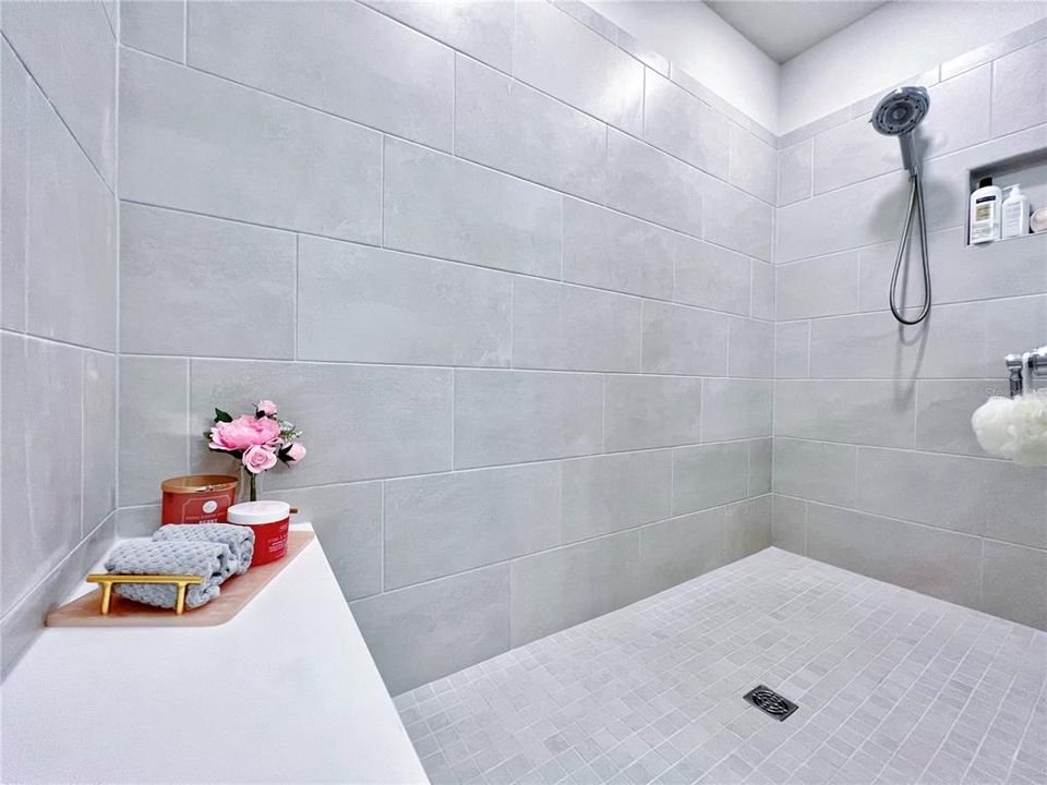 2023 Photo -Owner's Bath