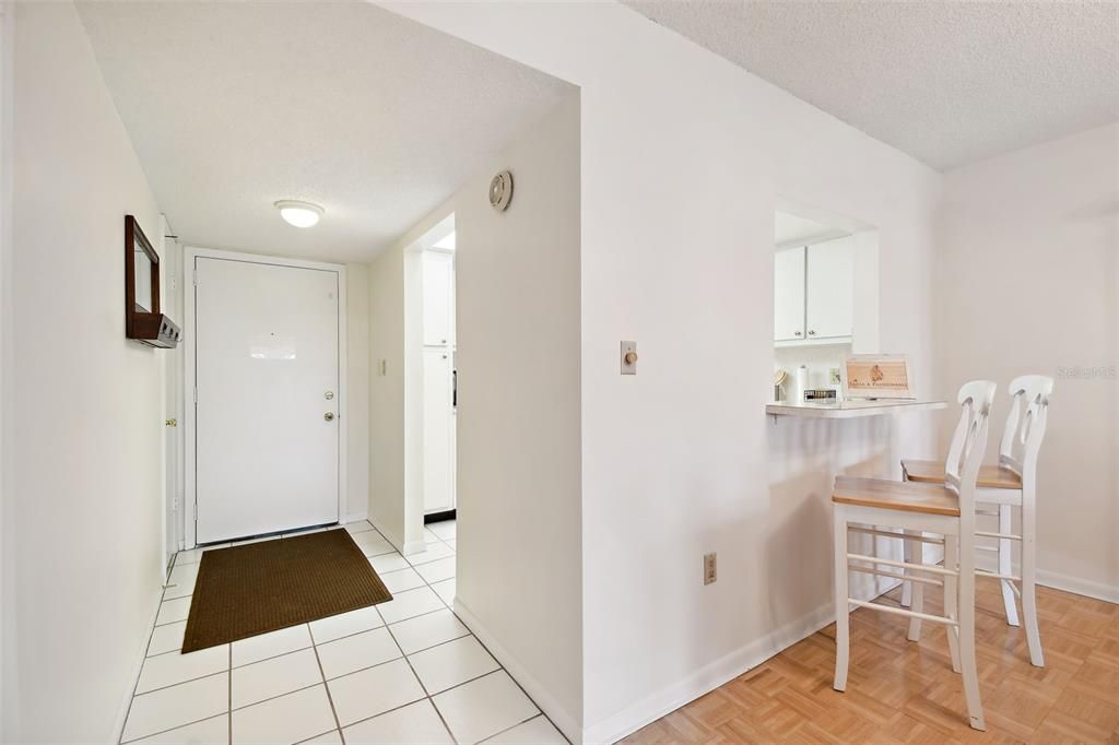 For Sale: $199,000 (2 beds, 2 baths, 1388 Square Feet)