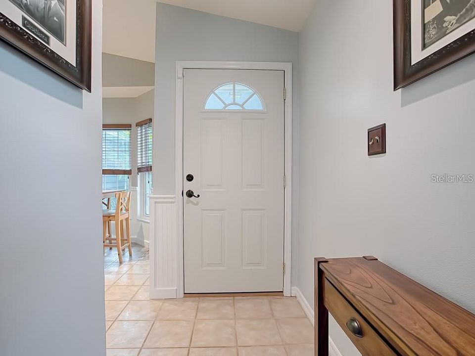 For Sale: $349,800 (3 beds, 2 baths, 1412 Square Feet)