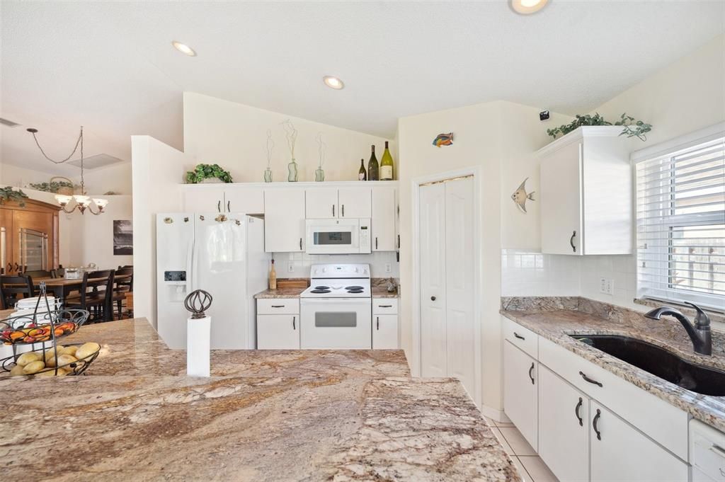 Active With Contract: $549,900 (3 beds, 2 baths, 1555 Square Feet)