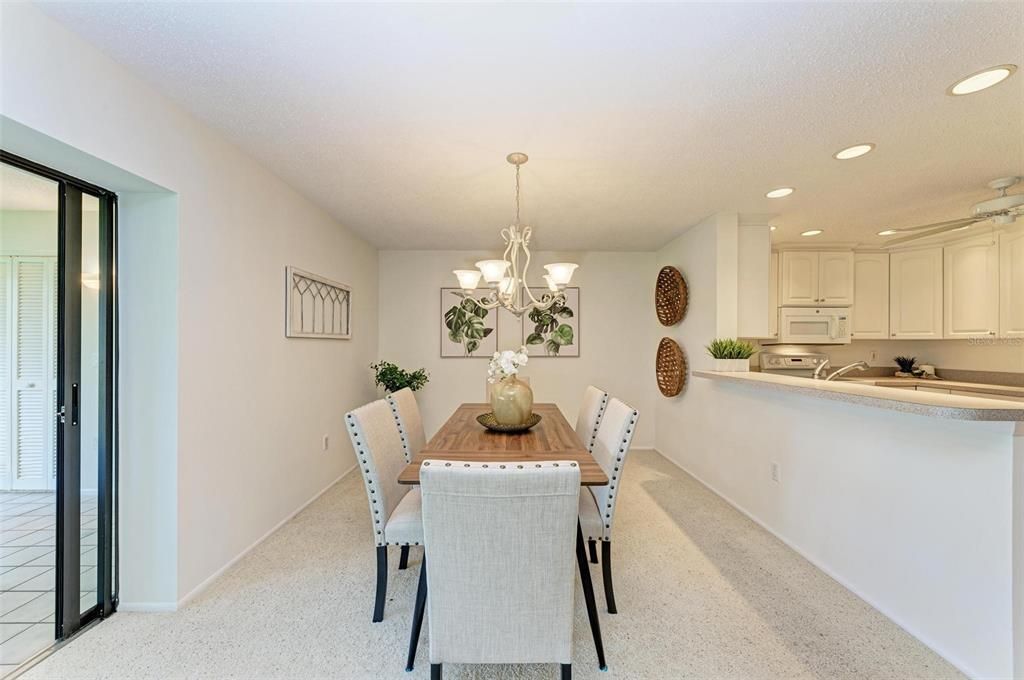 Recently Sold: $425,000 (2 beds, 2 baths, 1794 Square Feet)