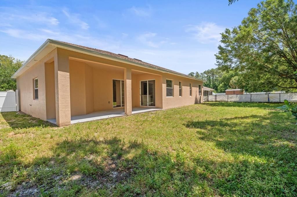 Active With Contract: $319,900 (4 beds, 2 baths, 2138 Square Feet)